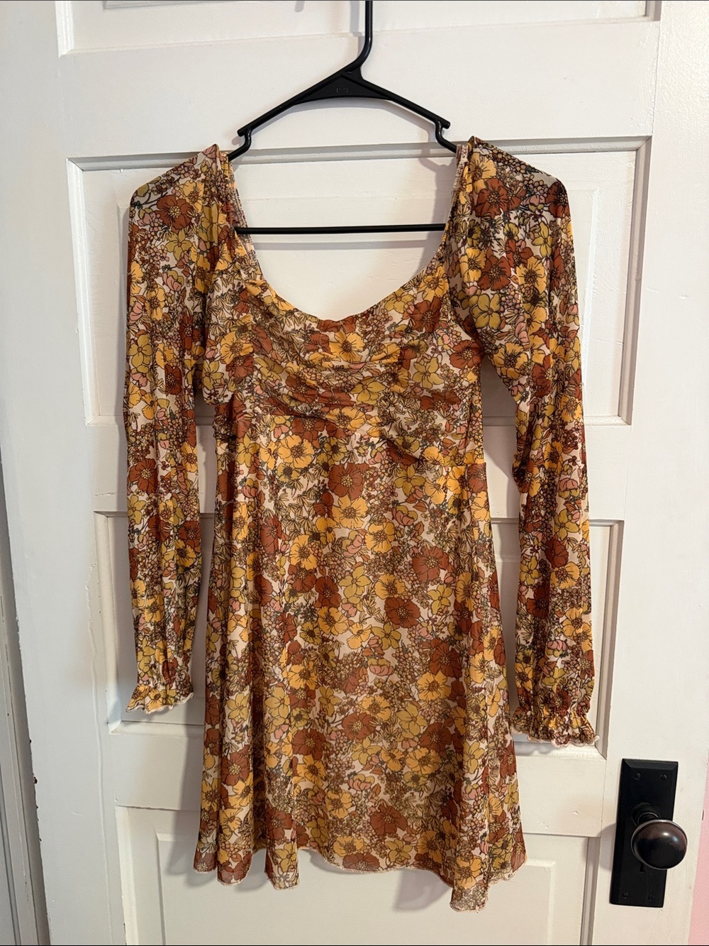 Long-Sleeve Floral Scoop Neck Dress in Mustard and Brown